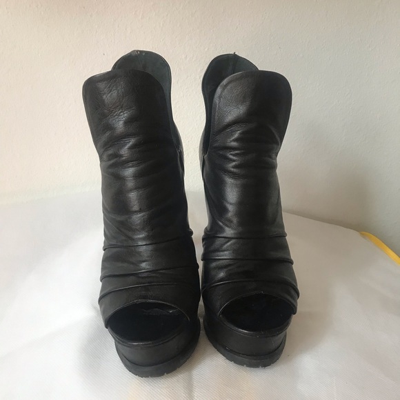 Vera Wang Lavender collection size 8 - Picture 2 of 4